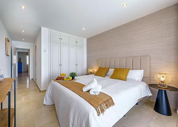 Sunset Malaga- Unique Views פואנגירולה